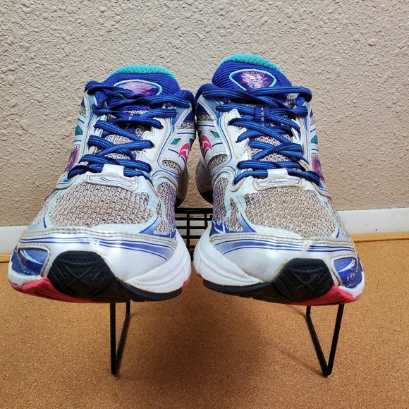 *SAUCONY GUIDE 8 S10256-1 WOMENS SIZE 11M SILVER - Picture 2 of 9